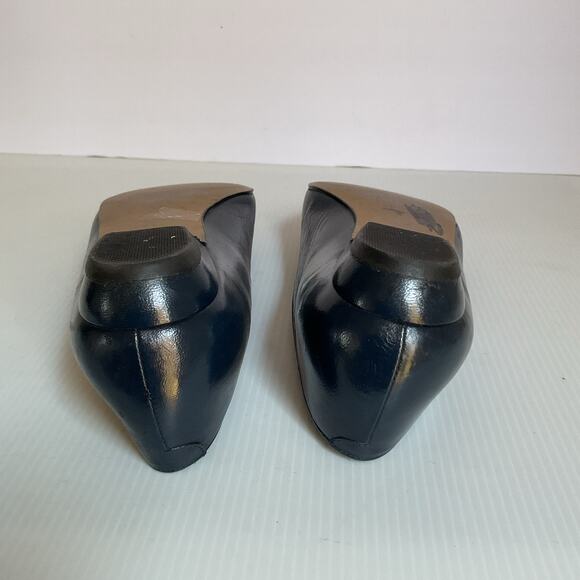 Pappagallo Flats Vintage Navy Blue Leather8.5M Made in Spain Gold Anchor Loafer - Picture 8 of 14